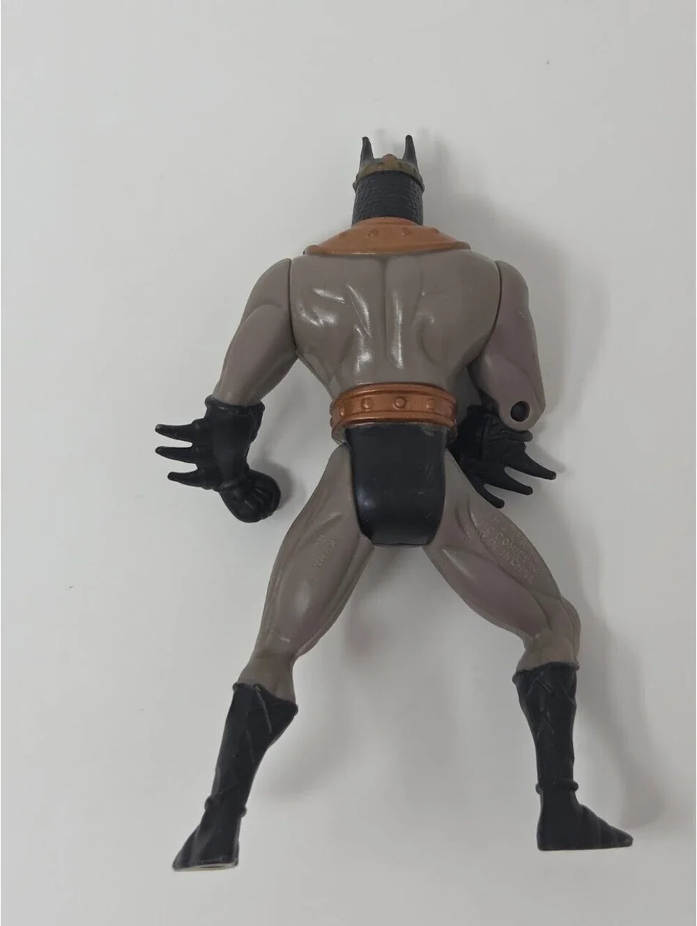 Kenner 1994 DC Comics Batman Action Figure Gray And Black Suit w/ Bronze Accents